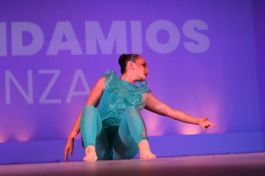 COMPETENCIA DE DANZA